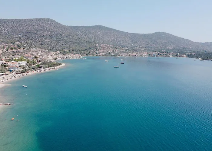 Hotel Korfos - Ξενοδοχείο Κόρφος Renovated